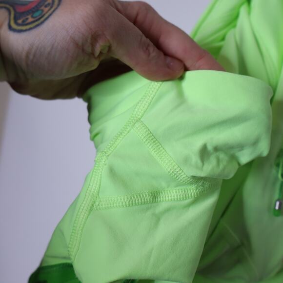 LULULEMON Pace Setter Skirt Petit Dot Faded Zap Tennis Stretch Active Women's 2 - Picture 8 of 9